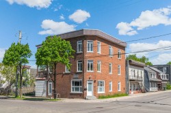 1340  - 1344 Rue de la Pointe-aux-Lièvres Québec (La Cité-Limoilou), QC G1L 4E3