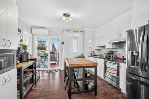 Logement - 1340  - 1344 Rue De La Pointe-Aux-Lièvres, Québec (La Cité-Limoilou), QC - Indoor Photo Showing Kitchen