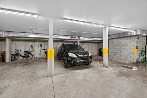 Garage - 101-190 Ch. De La Grande-Côte, Saint-Eustache, QC 