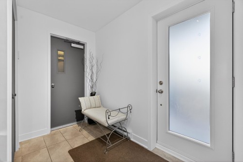 Hall d'entrée/Vestibule - 101-190 Ch. De La Grande-Côte, Saint-Eustache, QC 