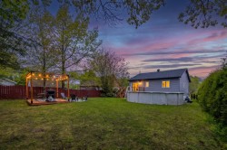 Lot - 