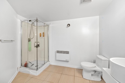 Salle de bains - 295 Rue Sherbrooke, Sainte-Thérèse, QC 