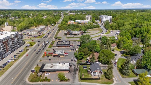 Vue d'ensemble - 295 Rue Sherbrooke, Sainte-Thérèse, QC 