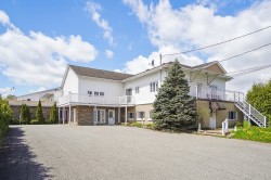 65 Rue Ste-Anne  L'Épiphanie, QC J5X 3Z9