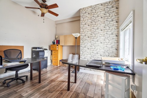 Bureau - 65 Rue Ste-Anne, L'Épiphanie, QC 
