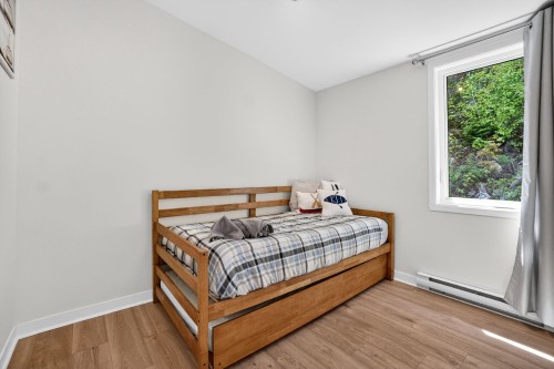 Chambre à coucher - 50 Rue Du Mont-Riant, Saint-Côme, QC - Indoor Photo Showing Bedroom