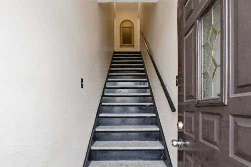 Staircase - 490  - 496 90E Avenue, Montréal (Lasalle), QC - Indoor Photo Showing Other Room