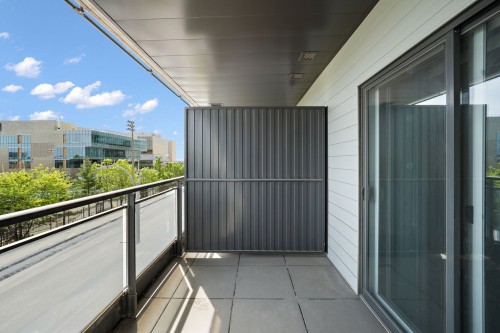 Balcony - 303-1400 Rue Lucien-Paiement, Laval (Laval-Des-Rapides), QC 