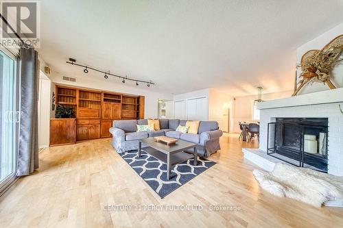 309 - 1102 HORSESHOE VALLEY ROAD W  Oro-Medonte, ON L4M 4Y8