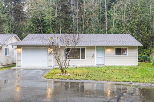 #107-3105 Rinvold Rd, Hilliers, BC 