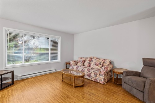 #107-3105 Rinvold Rd, Hilliers, BC 