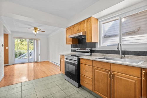 1575 Burton Ave, Victoria, BC 