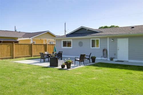 9598 Epco Dr, Sidney, BC 