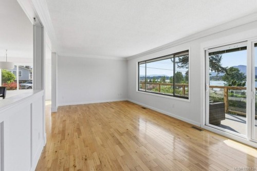 6329 Westlock Rd, Duncan, BC 