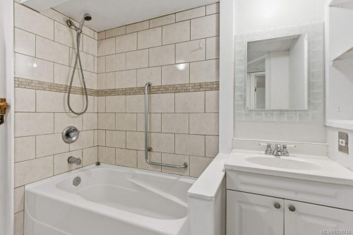 6329 Westlock Rd, Duncan, BC 