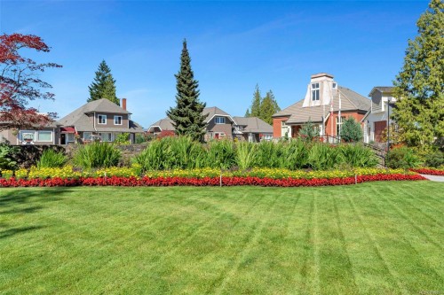574 Cedar Cres, Cobble Hill, BC 