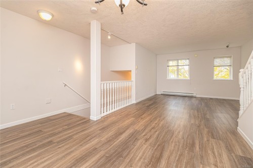 #13-1043 Caledonia Ave, Victoria, BC 