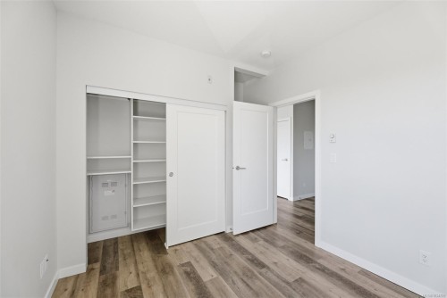 #303-1515 Redfern St, Victoria, BC - Indoor Photo Showing Other Room