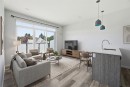 #303-1515 Redfern St, Victoria, BC  - Indoor Photo Showing Living Room 