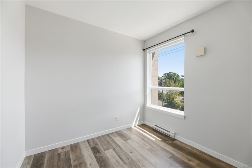 #303-1515 Redfern St, Victoria, BC - Indoor Photo Showing Other Room