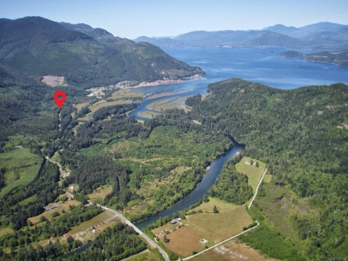709 Sayward Rd, Sayward, BC 