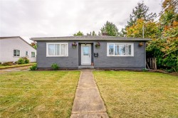 1661 Freeman Ave Saanich, BC V8P 1P5