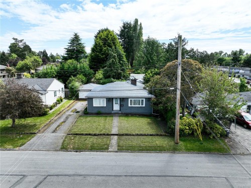 1661 Freeman Ave, Saanich, BC 