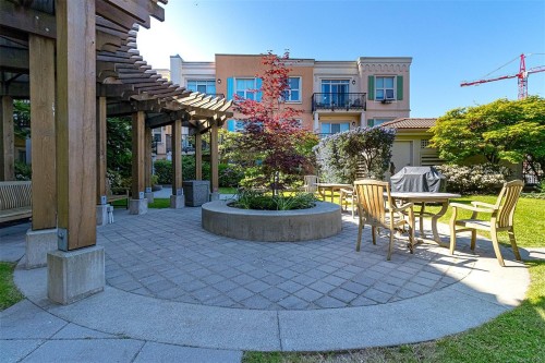 #202-1620 Mckenzie Ave, Saanich, BC 