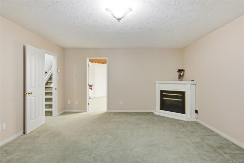 #3-118 Aldersmith Pl, View Royal, BC 