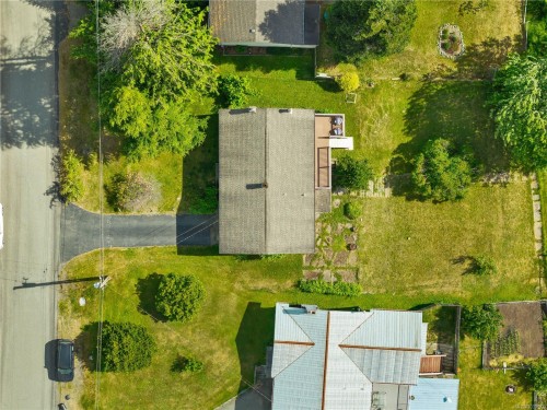 221 Spar St, Sayward, BC 