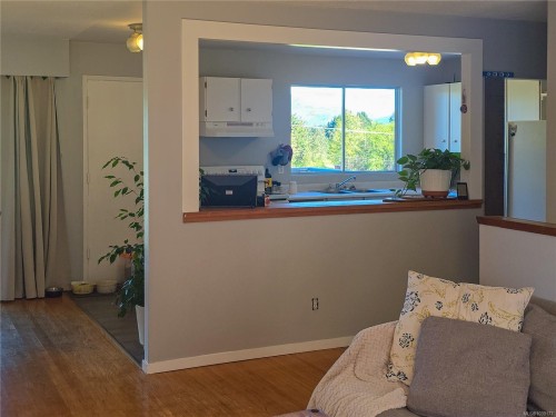 221 Spar St, Sayward, BC 