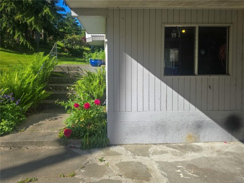 221 Spar St, Sayward, BC 
