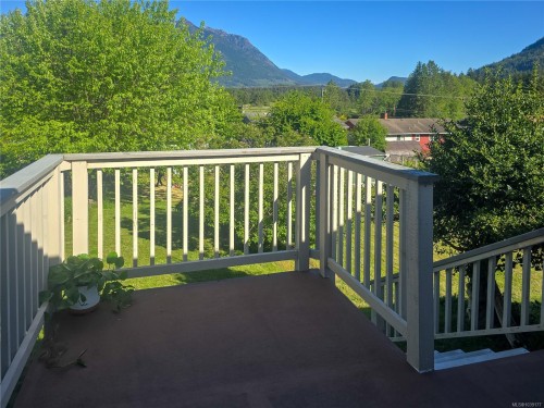 221 Spar St, Sayward, BC 