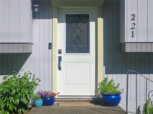 221 Spar St, Sayward, BC 