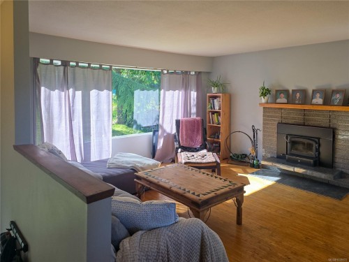 221 Spar St, Sayward, BC 