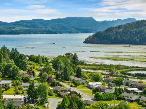 221 Spar St, Sayward, BC 
