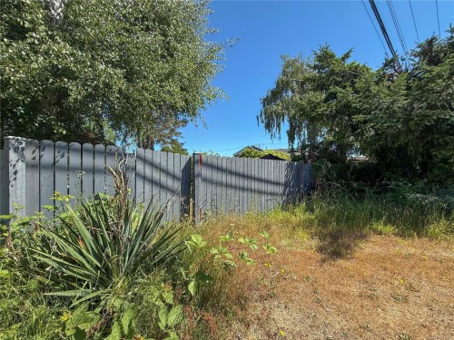 3264 Island Hwy South, Campbell River, BC 