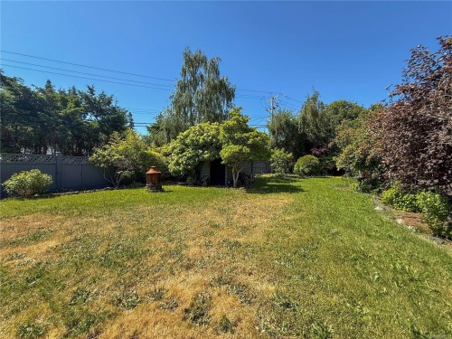 3264 Island Hwy South, Campbell River, BC 