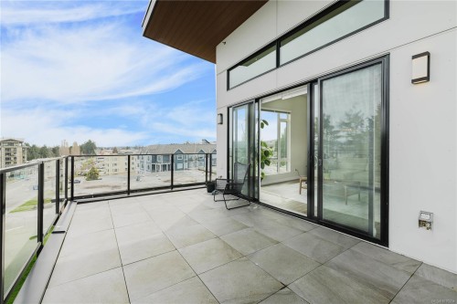 #402-100 Lombardy St, Parksville, BC 