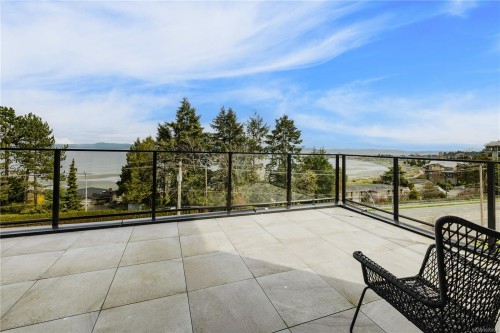 #402-100 Lombardy St, Parksville, BC 