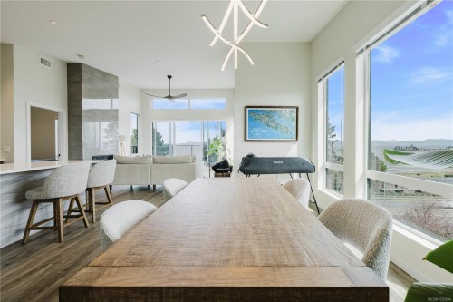 #402-100 Lombardy St, Parksville, BC 