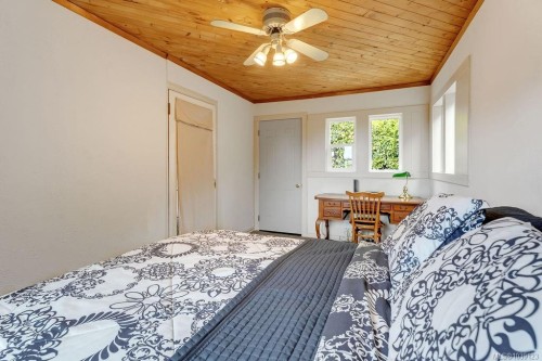 435 Davis Rd, Ladysmith, BC 