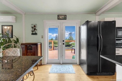 435 Davis Rd, Ladysmith, BC 