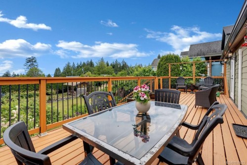 435 Davis Rd, Ladysmith, BC 