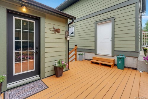 435 Davis Rd, Ladysmith, BC 