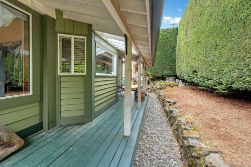 435 Davis Rd, Ladysmith, BC 