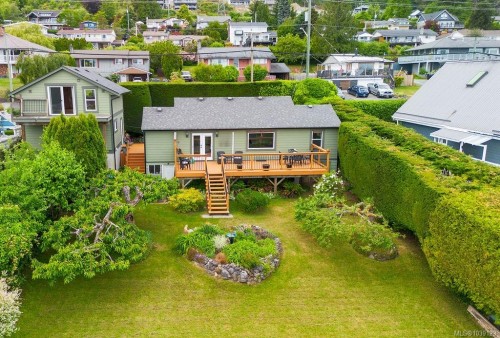 435 Davis Rd, Ladysmith, BC 