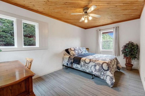435 Davis Rd, Ladysmith, BC 