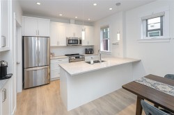 #6-945 Pembroke St Victoria, BC V8T 1J1