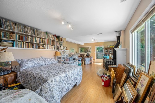200 Crome Point Rd, Bowser, BC 
